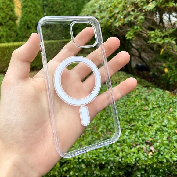 iPhone 13 Clear Magsafe Case - Picture 2 of 2
